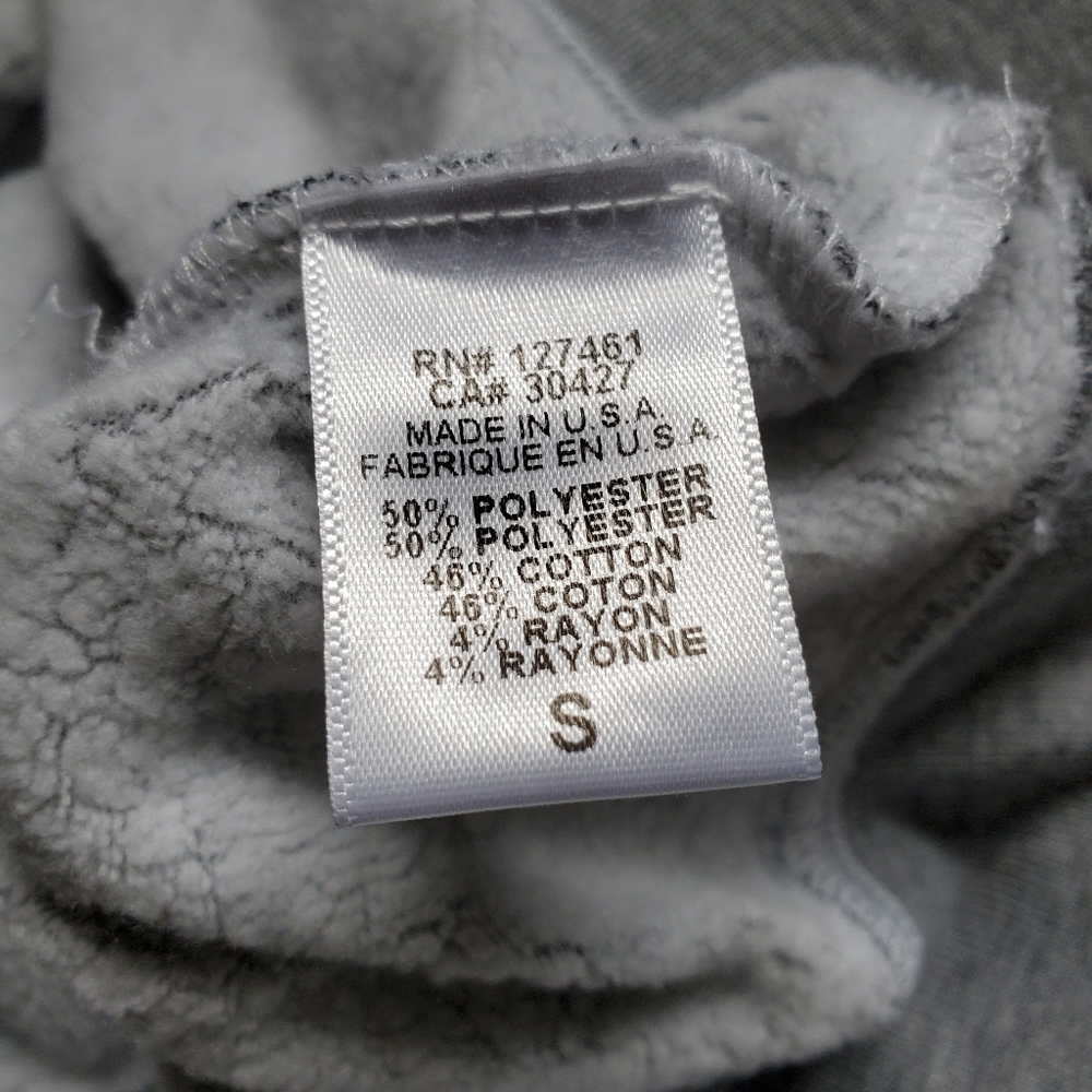 WILDFOX Keep Your Hands Off My Friets sweatshirt size small - Picture 3 of 5